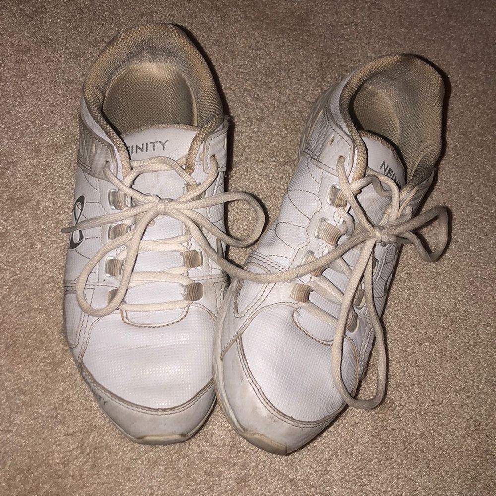 nfinity cheer shoes